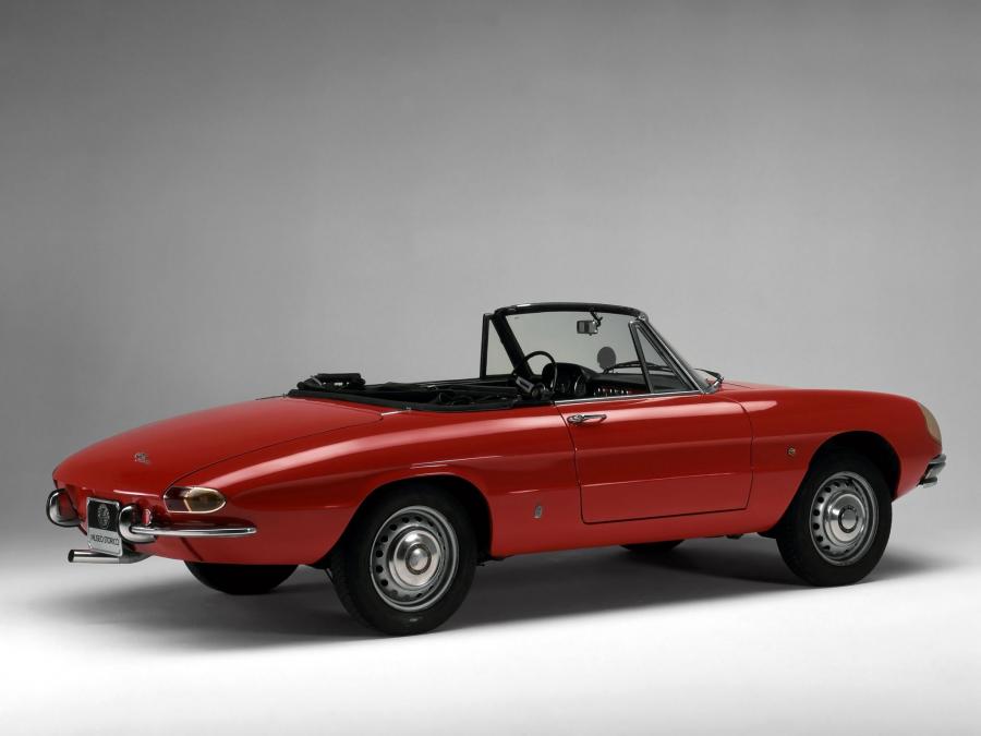  Alfa Romeo Spider 1600 Duetto (105) 1966 года  (фото 20 из 41)